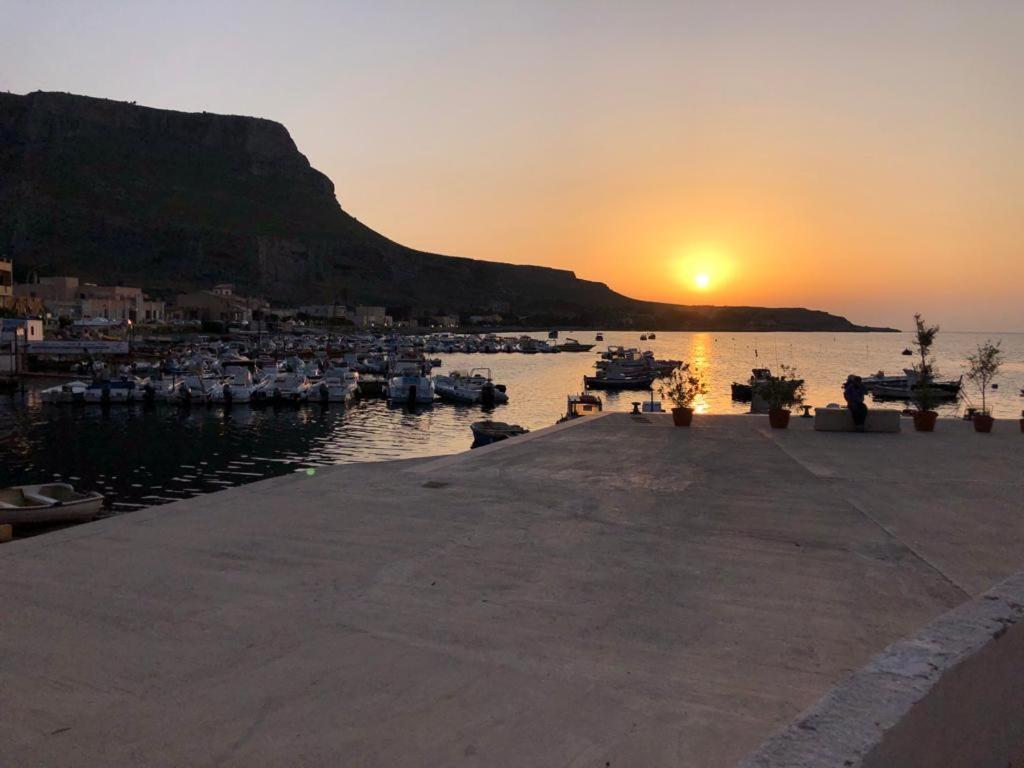 La Casa Del Gelso Lejlighed Tonnara di Bonagia Eksteriør billede
